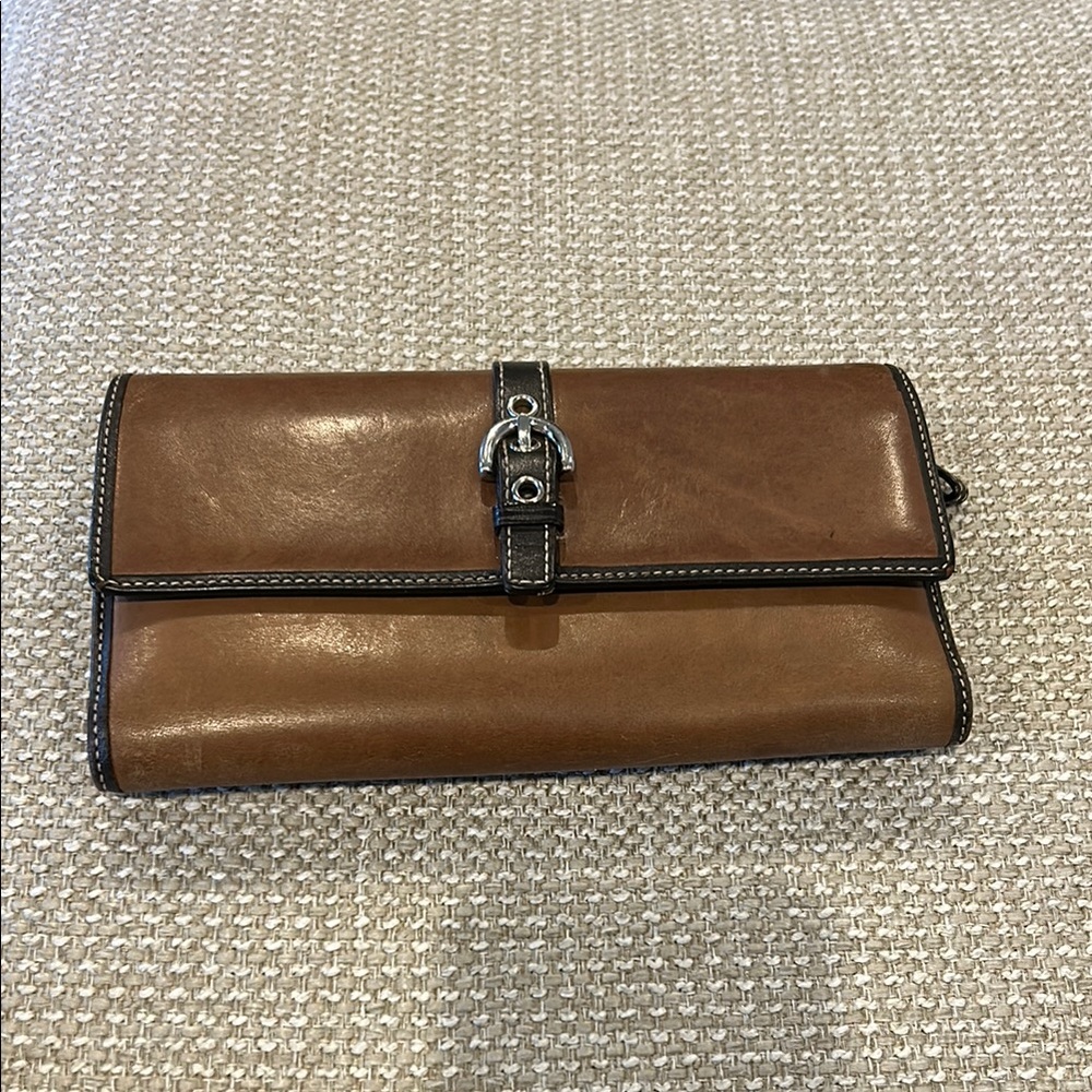 Coach Brown Leather Wallet with dark brown Trim and matching checkbook cover.